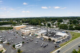 1033-1061 Bloomfield Ave, Clifton, NJ - Aérien  Vue de la carte