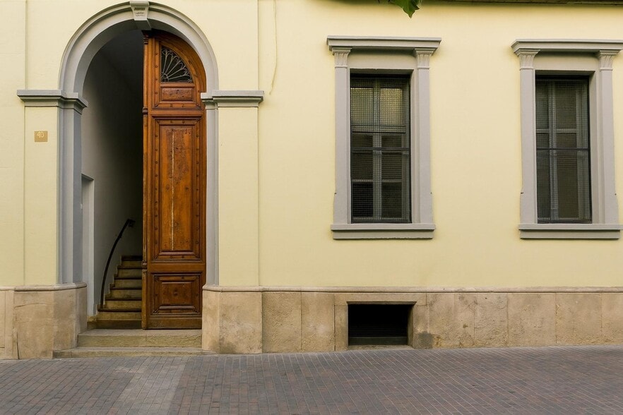 Retail in Igualada, Barcelona for sale - Building Photo - Image 2 of 4