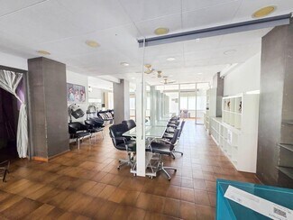 Plus de détails pour Commerce de détail à louer