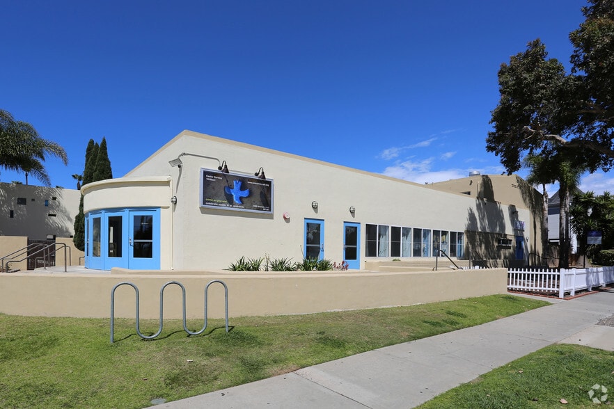1050 Thomas Ave, San Diego, CA for lease - Primary Photo - Image 1 of 2