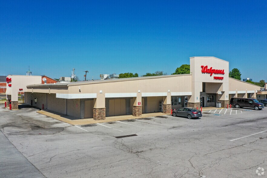 4902-5046 S Sheridan Rd, Tulsa, OK à louer - Photo du bâtiment - Image 1 de 10