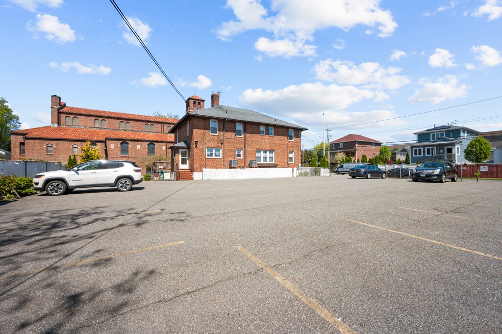 564 Lincoln ave, Staten Island, NY for sale Primary Photo- Image 1 of 3