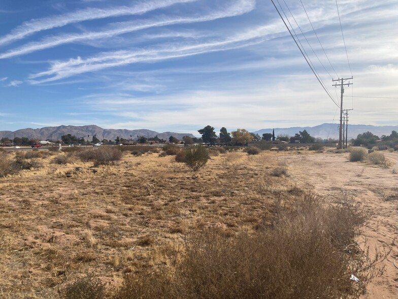 Outer Hwy 18 S & Erie Rd, Apple Valley, CA à vendre - Photo du bâtiment - Image 3 de 4