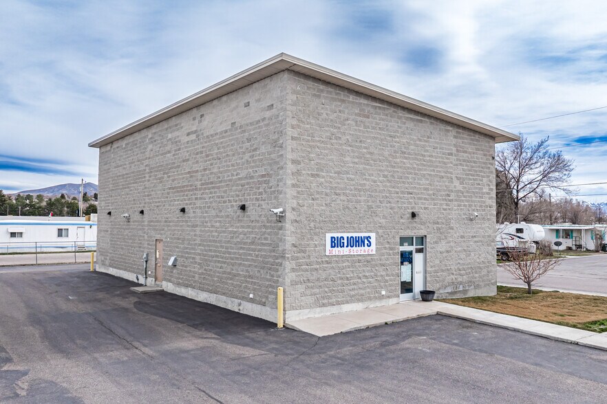 322 W Griffith Rd, Pocatello, ID à louer - Photo du bâtiment - Image 2 de 22
