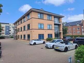 Plus de détails pour 85 Great North Rd, Hatfield - Bureau à louer