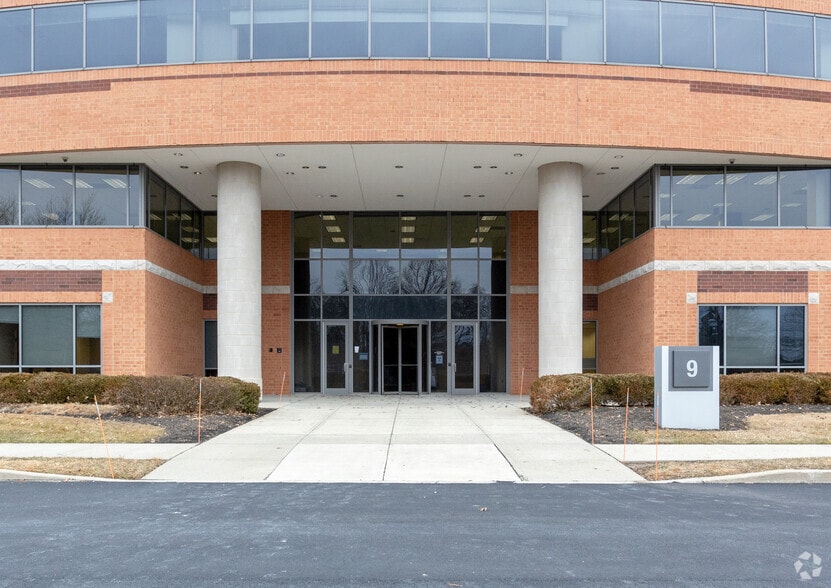 9 Roszel Rd, West Windsor, NJ for lease - Building Photo - Image 3 of 6