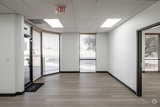 2500-2536 NE Loop 820, Fort Worth, TX à louer Photo intérieure- Image 2 de 8