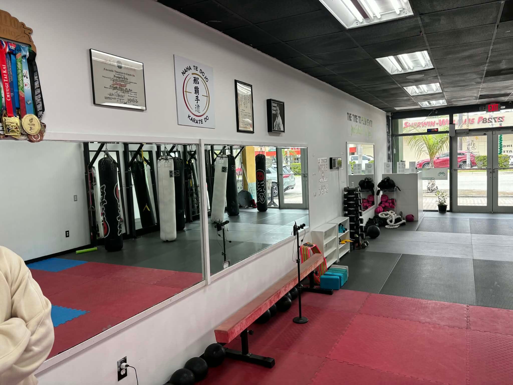 2730-2736 Hollywood Blvd, Hollywood, FL à louer Photo intérieure- Image 1 de 6