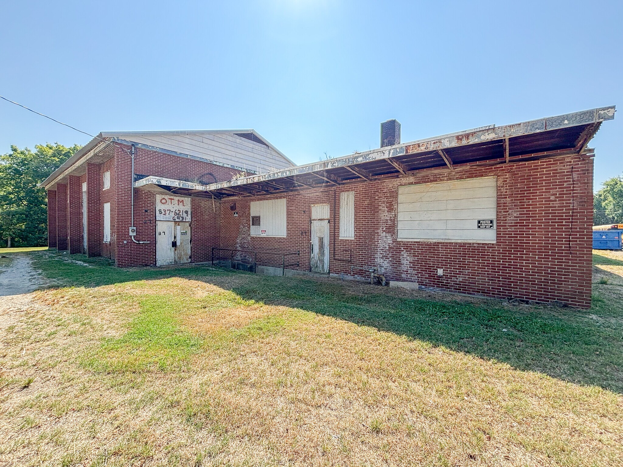51 Lashunda Jones Dr, Munford, TN à vendre Photo du bâtiment- Image 1 de 14