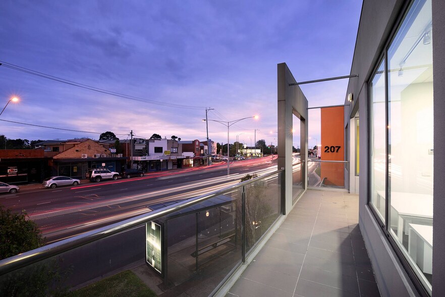 207 Warrigal Rd, Hughesdale for lease - Building Photo - Image 2 of 2