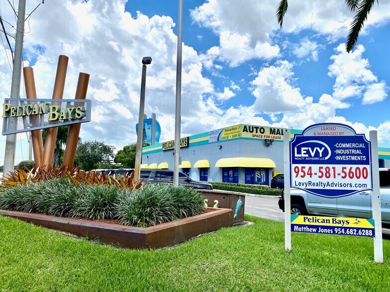 4990 SW 52nd St, Fort Lauderdale, FL à louer - Photo du bâtiment - Image 2 de 12