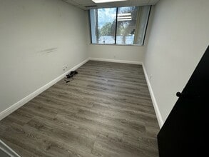 2001 Palm Beach Lakes Blvd, West Palm Beach, FL for lease Interior Photo- Image 1 of 5