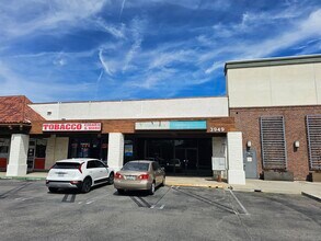3885-3977 Cochran St, Simi Valley, CA for lease Interior Photo- Image 2 of 3