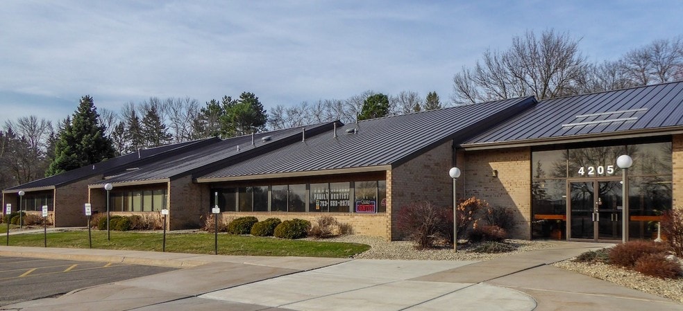 4205 Lancaster Ln N, Plymouth, MN for sale - Building Photo - Image 3 of 24