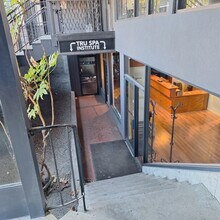 77 Victoria Cres, Nanaimo, BC à louer Photo du bâtiment- Image 1 de 9