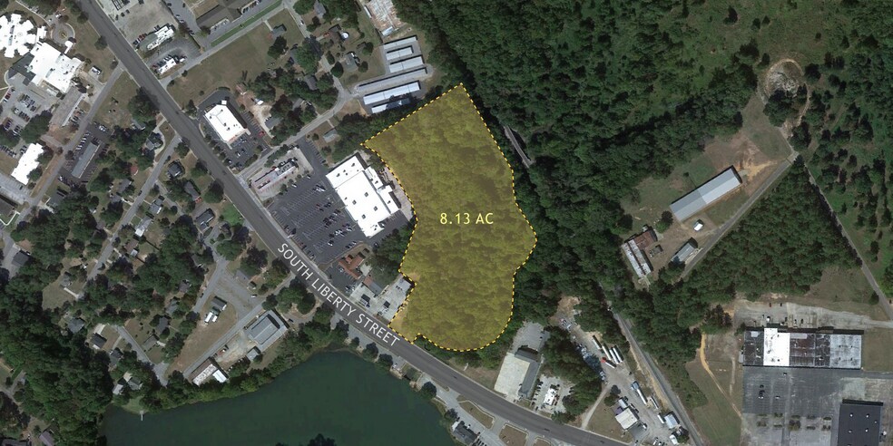 263 S Liberty St, Waynesboro, GA à vendre - Photo du bâtiment - Image 1 de 1