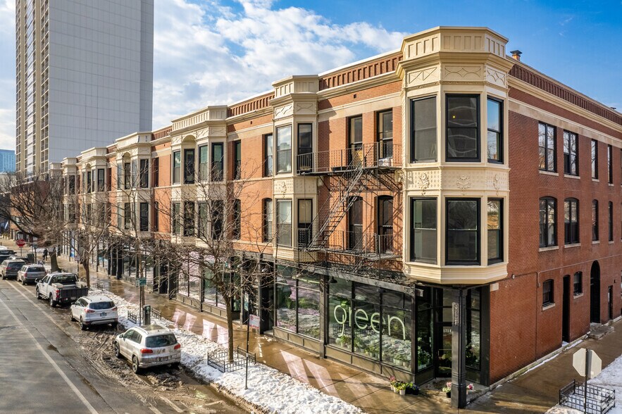 1710-1716 N Wells St, Chicago, IL à louer - Photo du bâtiment - Image 2 de 3