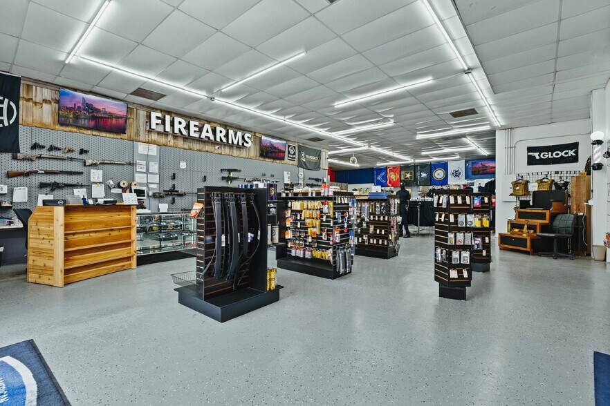 701 S Frio St, San Antonio, TX à louer - Photo du bâtiment - Image 2 de 8