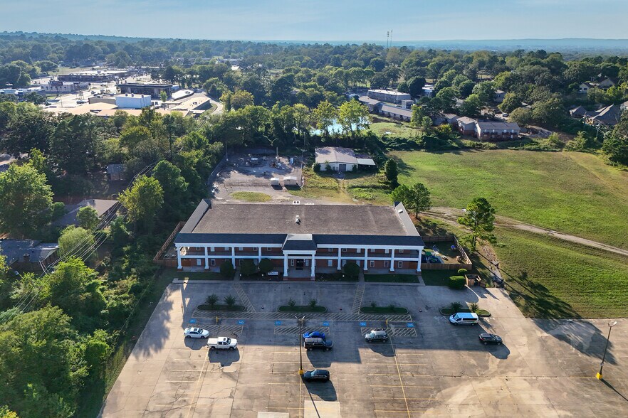 1340 S Waldron Rd, Fort Smith, AR à vendre - Photo du bâtiment - Image 2 de 4