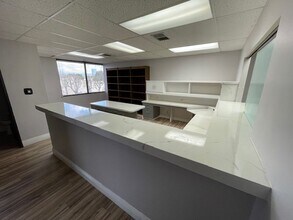 451 W Gonzales Rd, Oxnard, CA for lease Interior Photo- Image 2 of 4