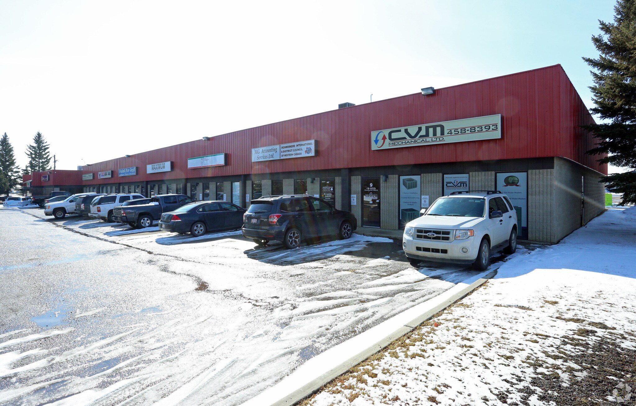 205 Chatelain Dr, St. Albert, AB for sale Primary Photo- Image 1 of 1