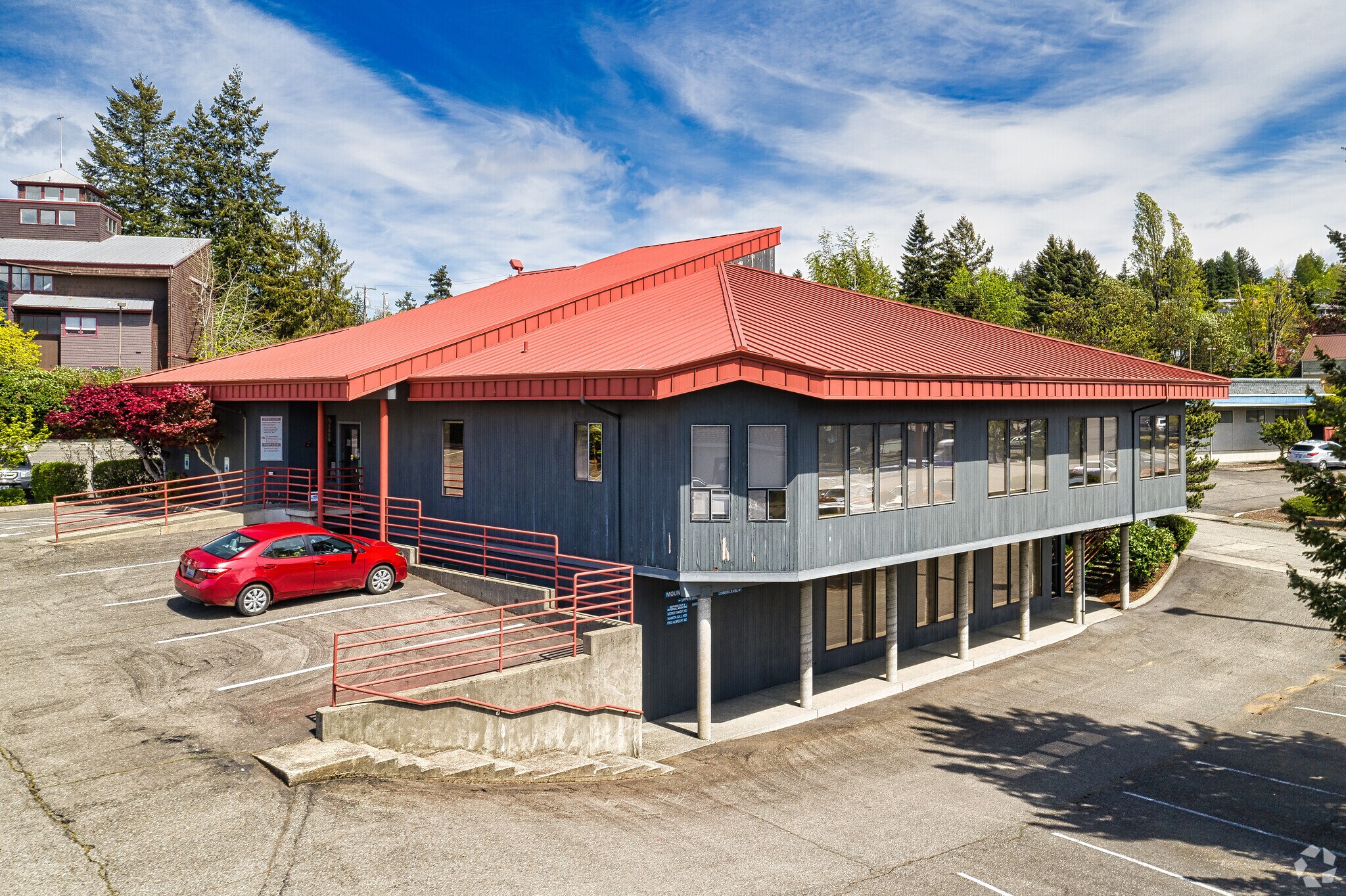 2771 Hemlock St, Bremerton, WA à louer Photo du bâtiment- Image 1 de 3