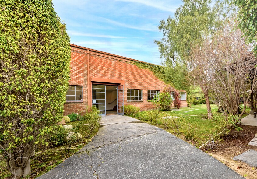 11240 Playa Ct, Culver City, CA à vendre - Photo du bâtiment - Image 3 de 22