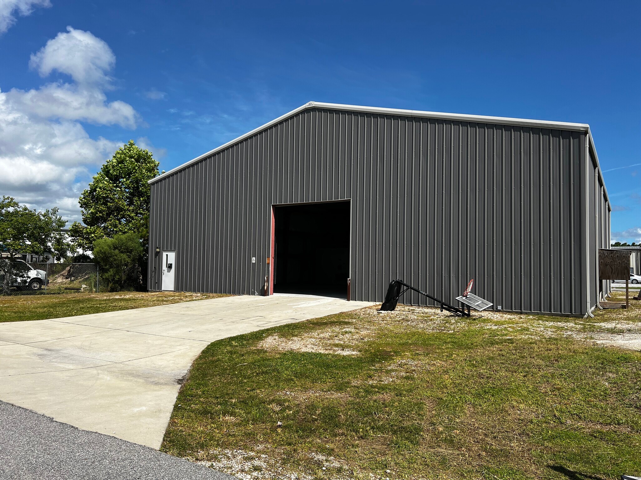 7502 Holley Cir, Panama City Beach, FL à vendre Photo du bâtiment- Image 1 de 1