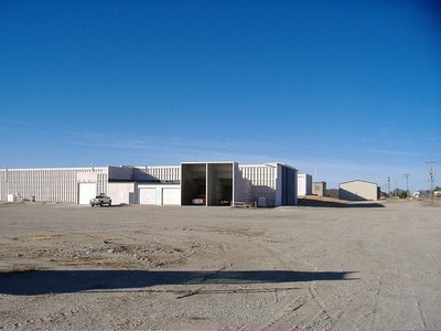 Hays Industrial Complex portfolio of 3 properties for sale on LoopNet.ca - Building Photo - Image 2 of 4