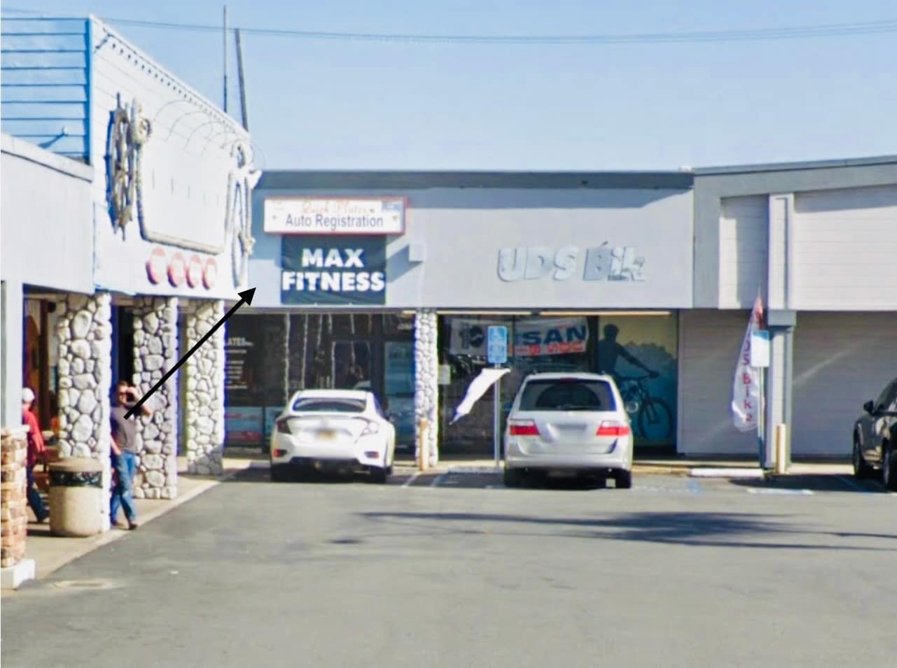 9065 Adams Ave, Huntington Beach, CA à louer Photo principale- Image 1 de 10