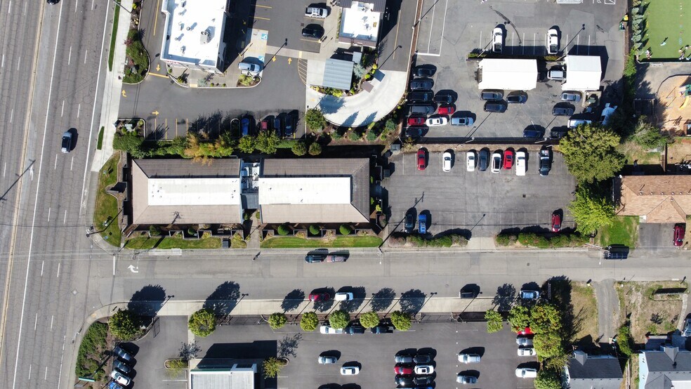 4095 SW 144th Ave, Beaverton, OR à louer - Photo du bâtiment - Image 2 de 6