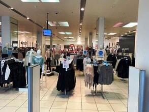 Hagley Mall, Halesowen for lease Interior Photo- Image 2 of 3