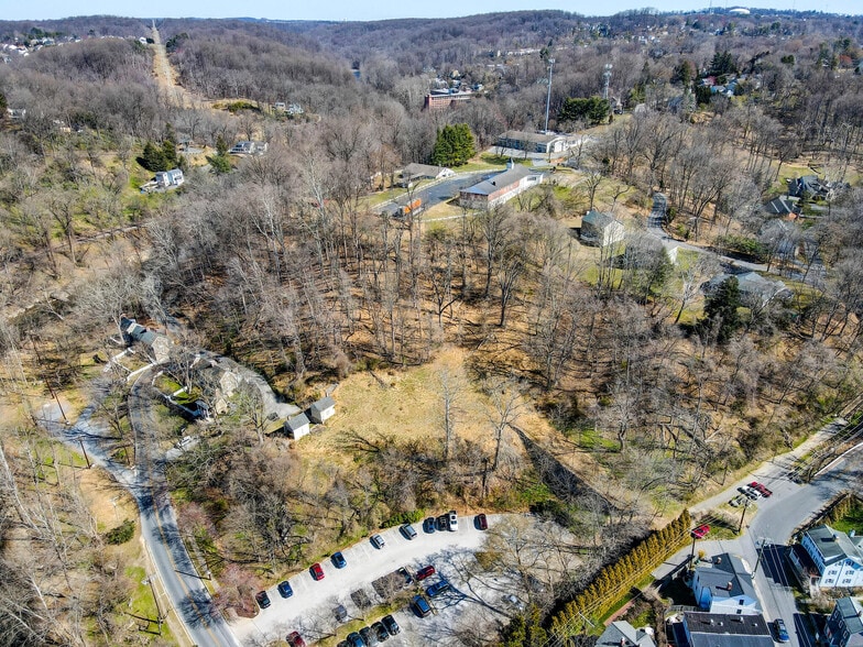 3010-3021 Granite Hill Dr, Ellicott City, MD for sale - Building Photo - Image 3 of 18