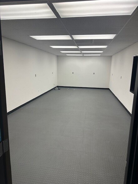 2898 Montecito Rd, Ramona, CA à vendre - Photo intérieure - Image 2 de 12