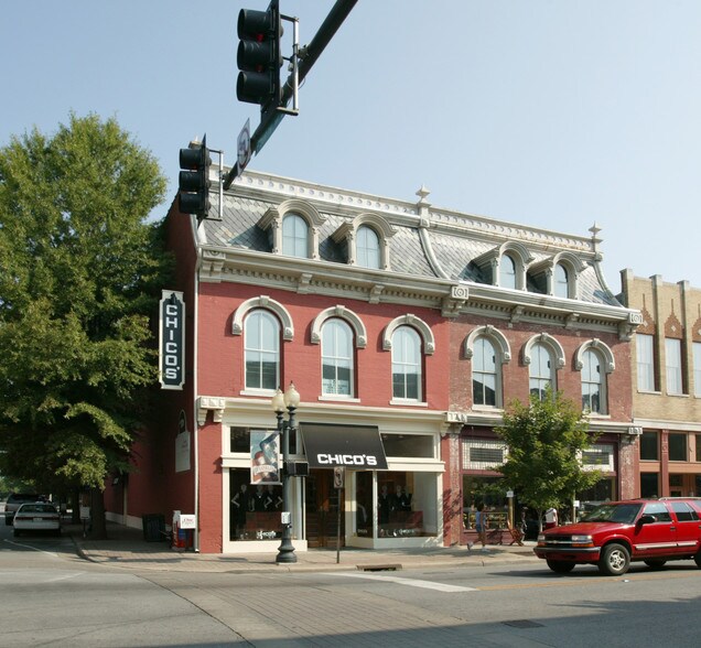 348 Main St, Franklin, TN à louer - Photo principale - Image 2 de 2