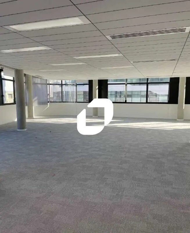 19 Rue Des Rosiéristes, Champagne-au-Mont-d'Or for lease Building Photo- Image 1 of 9