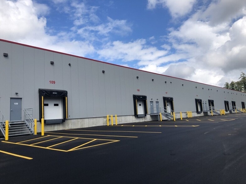 400 Innovative Way, Nashua, NH à louer - Photo du bâtiment - Image 3 de 9