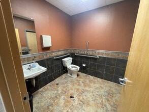 14000 Northdale Blvd, Rogers, MN for lease Interior Photo- Image 2 of 4