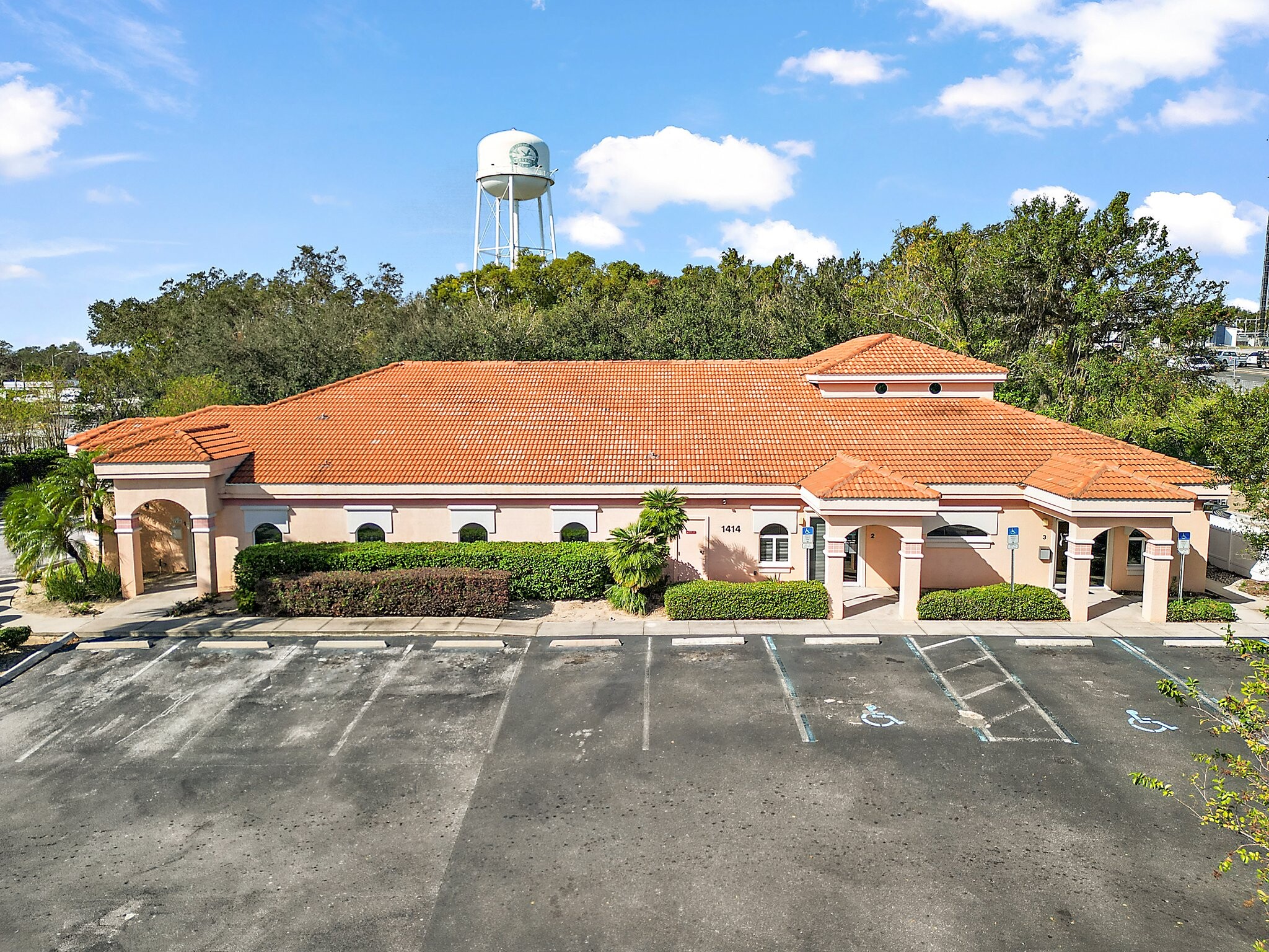 1414 E Main St, Leesburg, FL à vendre Photo du bâtiment- Image 1 de 37