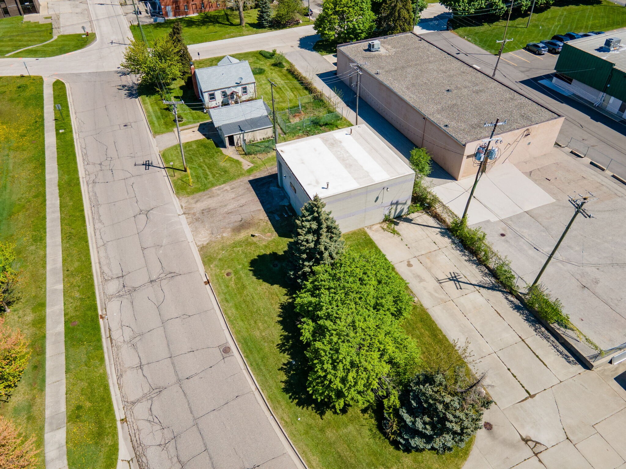 1816 Larchwood Dr, Troy, MI à vendre Photo principale- Image 1 de 1