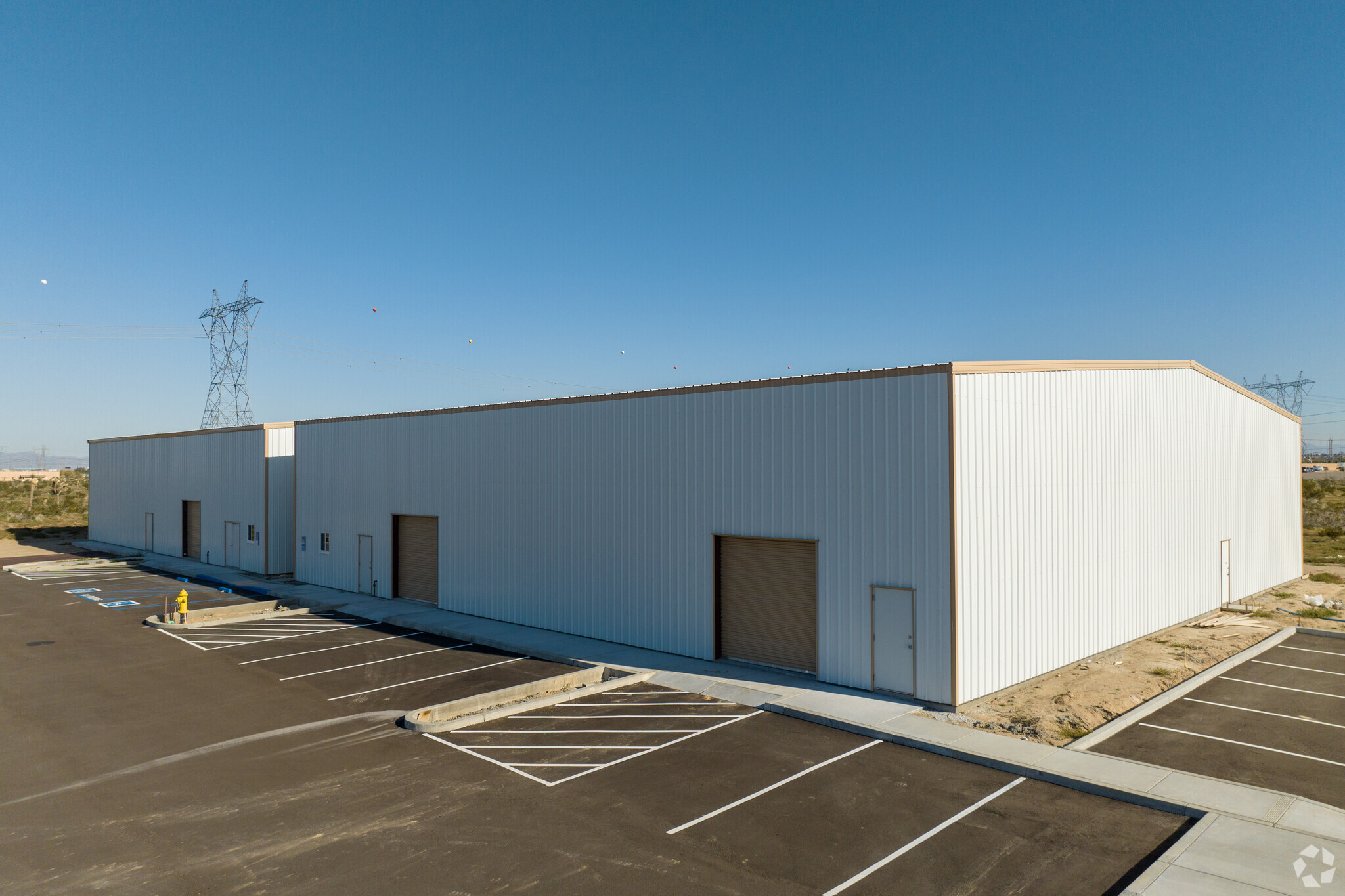 17021 Aster, Adelanto, CA for lease Primary Photo- Image 1 of 7