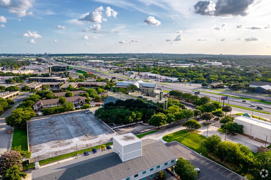 14100 San Pedro Ave, San Antonio, TX à louer - Aérien - Image 2 de 5