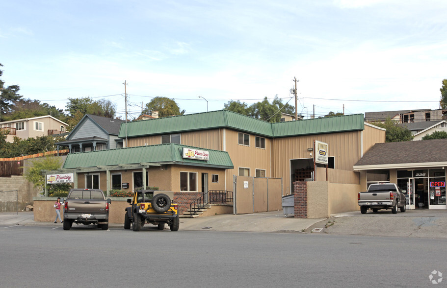 338 3rd St, Hollister, CA à louer - Photo du bâtiment - Image 1 de 6