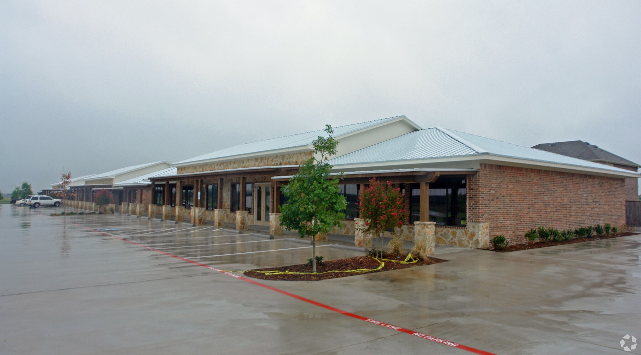 1318 John Jones Dr, Burleson, TX à vendre Photo principale- Image 1 de 3