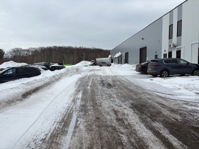 2810 Boul Guillaume-Couture, Lévis, QC for lease - Building Photo - Image 2 of 2