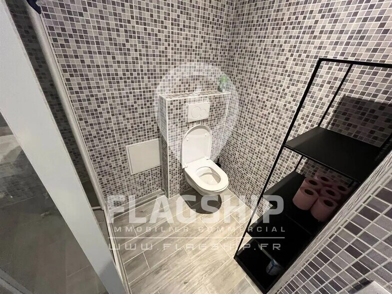 Bureau dans Paris à vendre - Photo du bâtiment - Image 1 de 8