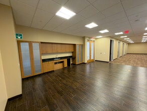 Loop 1604 & Stone Oak Parkway, San Antonio, TX à louer Photo intérieure- Image 1 de 8