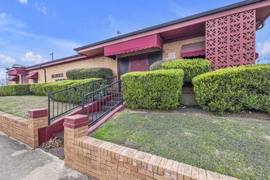 1700 Evans Ave, Fort Worth, TX à vendre - Photo du bâtiment - Image 3 de 12