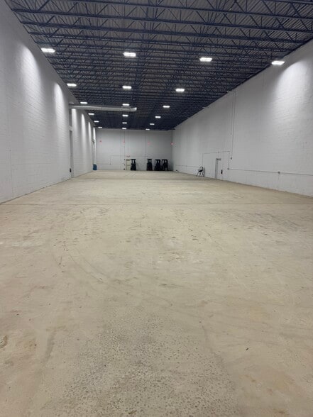 388 US Highway 22 W, Readington, NJ for lease - Interior Photo - Image 3 of 4