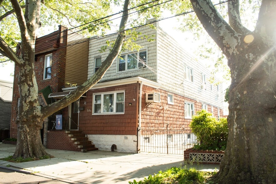 7215 73rd St, Glendale, NY for sale - Building Photo - Image 2 of 51